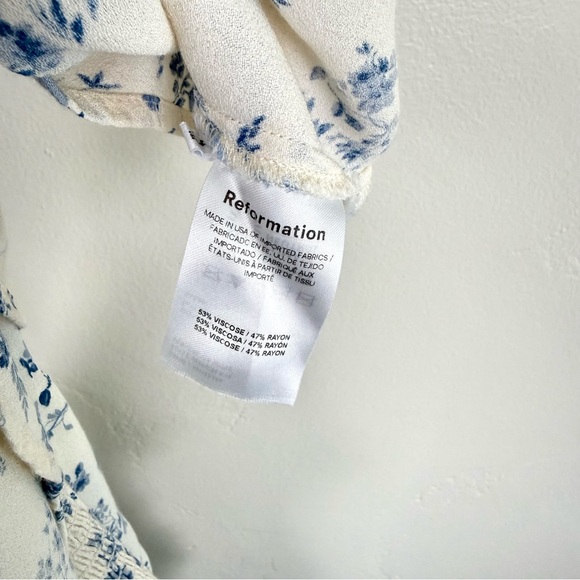 Reformation White Blue Floral Mini Dress Puff Sleeve Cottagecore Milkmaid Size 4 - Picture 5 of 5